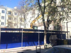 В  Ростове пошло под снос здание первой бильярдной