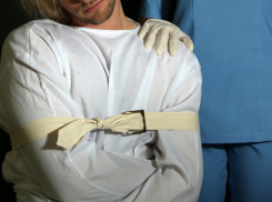 Пытавшийся пробиться в Кремль для важного разговора с президентом ростовчанин попал в психушку