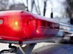 В Ростове маршрутка сбила двух полицейских, оформлявших ДТП