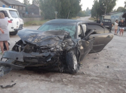 Один человек погиб, трое ранены в тройном ДТП в Ростове 