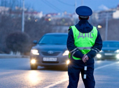 В ДТП по дороге к новому кладбищу Ростова пострадали пять человек
