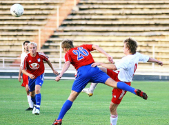 Ростовские футболисты «всухую» продули игру из-за массового отравления