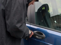 Молодой грабитель в Волгодонске похитил из «девятки» музыкальную аппаратуру