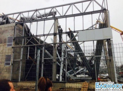 Первое видео с места обрушения ростовского автосалона «Дон Моторс»