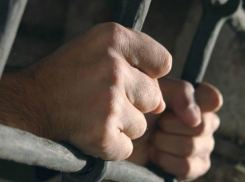 Зверскую расправу над молодым мужчиной устроили зэки в исправительной колонии Ростова