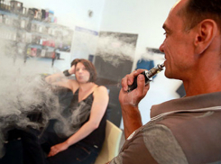 Объявить вейперов «вне закона» и запретить продажу электронных сигарет предложили депутаты Ростова