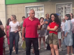 В Ростове строительная компания в суде требует 1 рубль у депутата Госдумы Евгения Бессонова