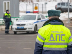 Водитель такси погиб в ДТП под Ростовом