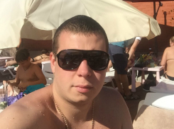 Под ночные пьянки сотрудника «Платова» умирал больной онкологией ростовский пенсионер