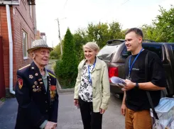 Столетний ветеран ВОВ поучаствовал в выборах в Ростове 