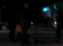 Отправивший в тяжелую кому пешехода водитель такси попал на видео в Ростовской области