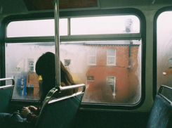 Обнаглевший водитель автобуса увез 10-летнюю пассажирку в гараж в Ростовской области