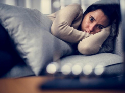 Не просто грусть: как заподозрить послеродовую депрессию и справиться с ней