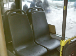 В автобусе Ростова с утра шел дождь