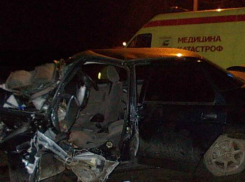 Выскочивший на встречку военный на Opel покалечил водителя отечественной легковушки в Ростове