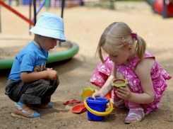 Соцсети: в Ростове мужчина пытался похитить ребенка с детской площадки 
