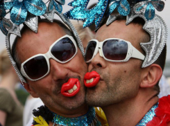 «Победным» шествием геи решили заявить, что занимаются любовью не как все