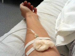 Девушка-водитель получила травмы в самою же спровоцированном ДТП под Ростовом 