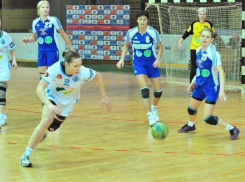 Ростовские гандболистки победили «Ладу» в ¼ финала Кубка России