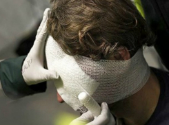 Упавший с высоты второго этажа мешок цемента нокаутировал молодого прохожего в Ростове