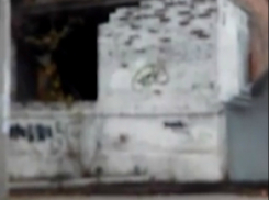 В живые декорации для постапокалиптического фильма превращается улица Саши Чебанова в Ростове