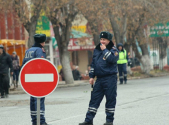 Власти объявили о перекрытии движения транспорта в центре Ростова