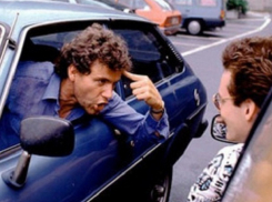 Драка участников ДТП в Ростове попала на видео