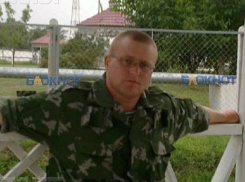 Военнослужащий оставил оружие, повеселился в ночном клубе Ростова и загадочно исчез