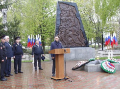 Памятник сотрудникам правопорядка, погибшим при исполнении служебных обязанностей, появился в Ростовской области