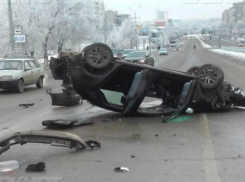 Пьяный водитель-лихач, сбивший 1 января женщину с коляской в Ростове, попал под следствие