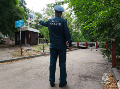 Из-за падения обломков дронов в одном из районов Ростовской области введен режим ЧС