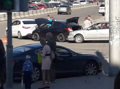 Тройное ДТП «паровозиком» произошло в Ростове 