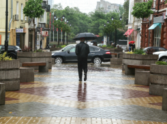 Внезапное похолодание и сильный порывистый ветер испортят пятницу жителям Ростова