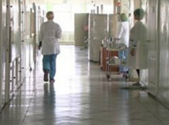 12-летний мальчик впал в алкогольную кому после спора со старшеклассниками в Ростове