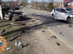 Подросток без прав за рулём ВАЗа устроил ДТП с пострадавшими под Ростовом