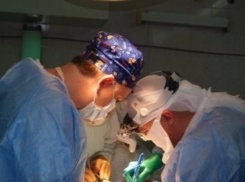 Хирурги онкоинститута удалили ростовчанину  20-килограммовую опухоль 