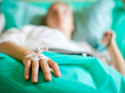 Тяжелое отравление водкой получил шестилетний ребенок в Ростовской области