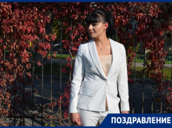 Восхитительная Елена Почтенко отмечает день рождения