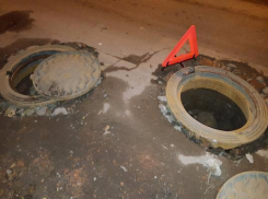 В Ростове на Мечникова уже более недели дорожники «забывают» закрыть люки