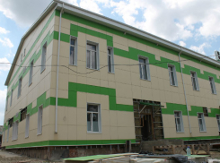 Капремонт одного из корпусов роддома в Таганроге закончат в ноябре
