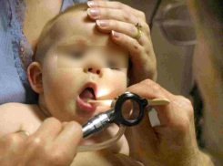 Игрушечный трансформер довел до больничной койки полуторагодовалого мальчика в Ростове