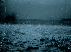 Штормовое предупреждение объявили в Ростовской области 2 и 3 октября