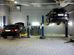 Директор станции техобслуживания обманул ростовчан на 100 тысяч рублей