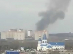 Встревоженные жители Ростова сняли на видео крупный пожар в ЖК «Суворовский»