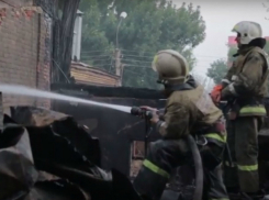 Грозивший уничтожить полцентра Ростова гигантский пожар полностью ликвидирован