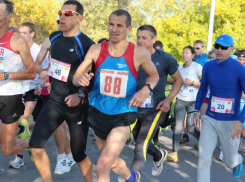 65-летний марафонец проведет зарядку для ростовских пенсионеров