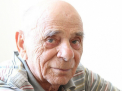 Голубоглазый мужчина исчез в Ростовской области