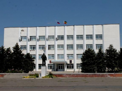 В Константиновске власти запретили проводить митинги у зданий органов власти