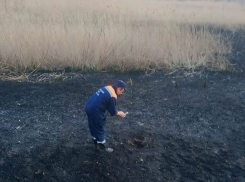 При тушении пожара в Ростове спасатели нашли боеприпасы