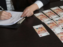 Мошенники заставили ростовчанку оформить кредиты и перевести почти 5 млн рублей на «виртуальную карту»